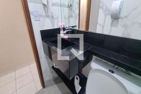 Banheiro de casa à venda com 3 quartos, 100m² em Vila Santa Clara, São Paulo
