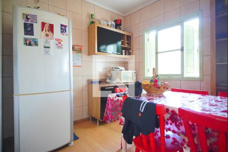 Cozinha de casa à venda com 9 quartos, 520m² em Sarandi, Porto Alegre