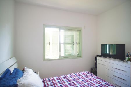 Quarto 2 de casa à venda com 9 quartos, 520m² em Sarandi, Porto Alegre