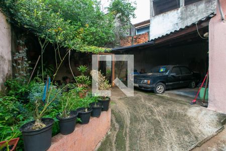Garagem  de casa à venda com 3 quartos, 281m² em Itaquera, São Paulo