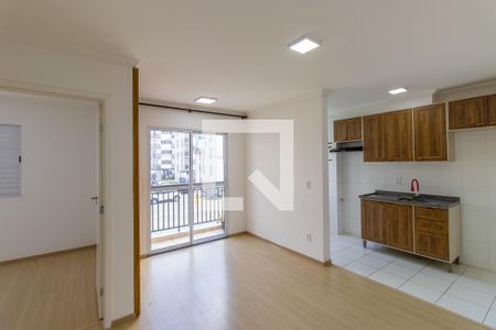Sala de apartamento para alugar com 2 quartos, 47m² em Quinta dos Angicos, Cotia