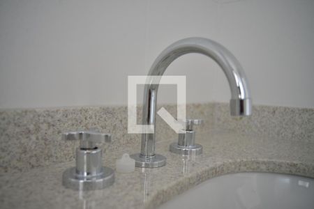 Banheiro da Suíte de apartamento à venda com 2 quartos, 62m² em Parque das Nações, Santo André