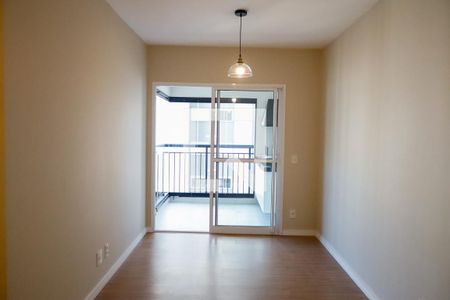 Sala de apartamento para alugar com 2 quartos, 71m² em Centro, Osasco