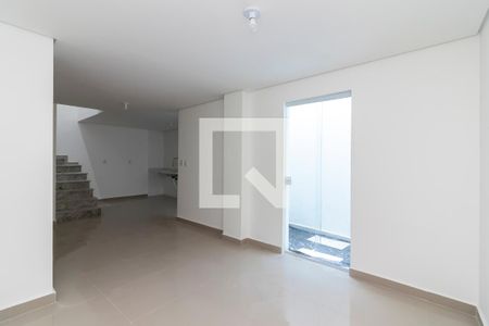 Sala de Estar de apartamento à venda com 2 quartos, 60m² em Vila Ester (zona Norte), São Paulo