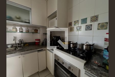 Cozinha de apartamento à venda com 3 quartos, 90m² em Castelo, Belo Horizonte