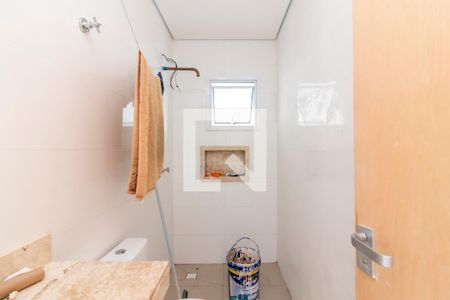 Banheiro de apartamento à venda com 1 quarto, 47m² em Vila Ester (zona Norte), São Paulo