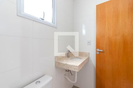 Banheiro de apartamento à venda com 1 quarto, 42m² em Vila Ester (zona Norte), São Paulo
