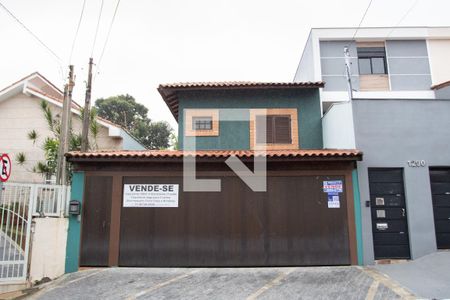Fachada + Plaquinha  de casa à venda com 4 quartos, 199m² em Vila Ester (zona Norte), São Paulo
