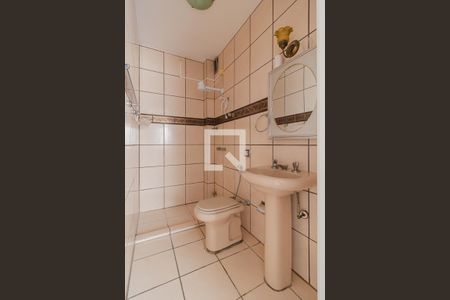Banheiro da Suíte de apartamento para alugar com 3 quartos, 83m² em Menino Deus, Porto Alegre