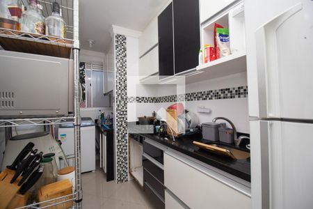 Cozinha de apartamento à venda com 3 quartos, 64m² em Vila dos Remédios, São Paulo