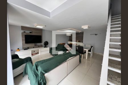 Sala de casa de condomínio à venda com 7 quartos, 173m² em Anil, Rio de Janeiro