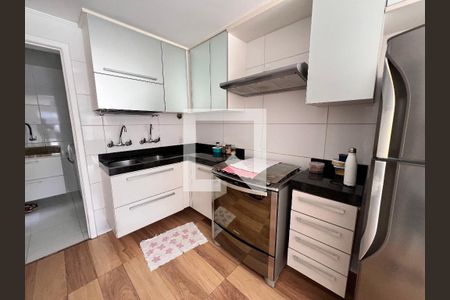 Cozinha de casa de condomínio à venda com 5 quartos, 173m² em Anil, Rio de Janeiro