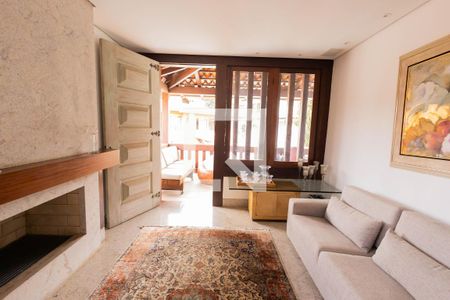 Sala 2 de casa para alugar com 4 quartos, 563m² em São Bento, Belo Horizonte