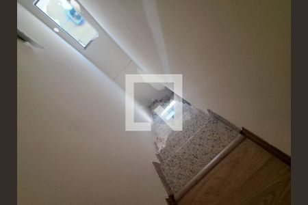 Casa à venda com 3 quartos, 163m² em Vila Carrão, São Paulo