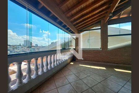 Casa à venda com 3 quartos, 163m² em Vila Carrão, São Paulo