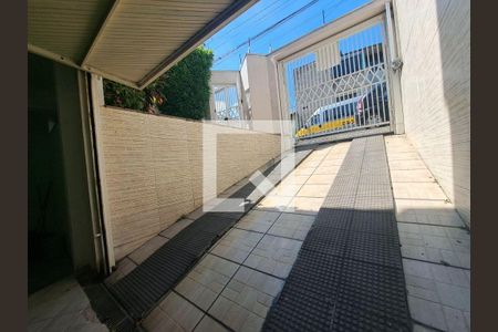 Casa à venda com 3 quartos, 163m² em Vila Carrão, São Paulo