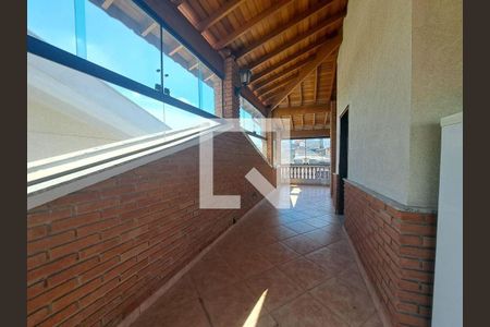Casa à venda com 3 quartos, 163m² em Vila Carrão, São Paulo