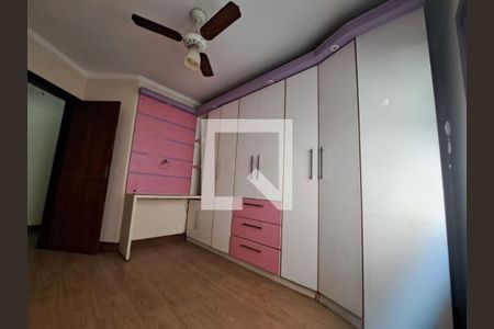 Casa à venda com 3 quartos, 163m² em Vila Carrão, São Paulo