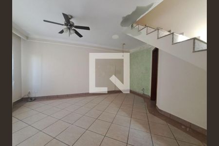 Casa à venda com 3 quartos, 163m² em Vila Carrão, São Paulo