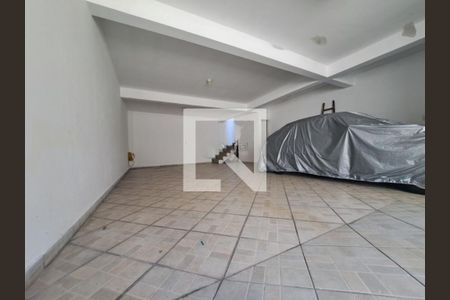 Casa à venda com 3 quartos, 163m² em Vila Carrão, São Paulo