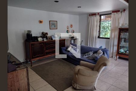 Casa à venda com 4 quartos, 230m² em Piratininga, Niterói