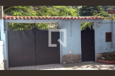 Casa à venda com 4 quartos, 369m² em São Francisco, Niterói