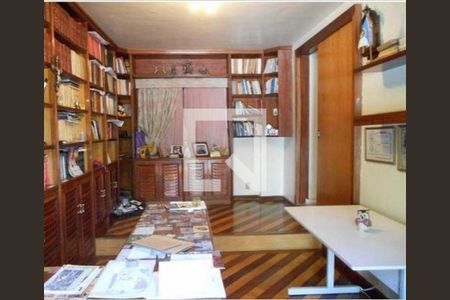 Casa à venda com 4 quartos, 369m² em São Francisco, Niterói