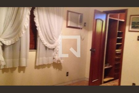 Casa à venda com 4 quartos, 369m² em São Francisco, Niterói