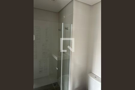 Banheiro de apartamento para alugar com 1 quarto, 50m² em Vila Jacuí, São Paulo