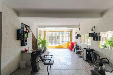 Área comum de casa à venda com 5 quartos, 300m² em Jardim Machado, São Paulo