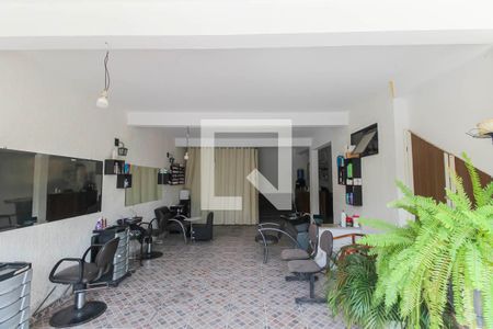 Área comum de casa à venda com 5 quartos, 300m² em Jardim Machado, São Paulo
