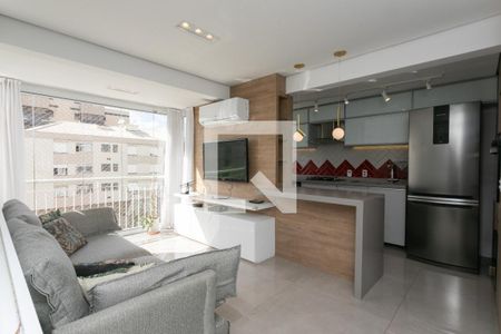 Sala de apartamento para alugar com 3 quartos, 83m² em Santa Maria Goretti, Porto Alegre