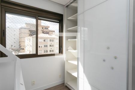 Quarto 1 de apartamento para alugar com 3 quartos, 83m² em Santa Maria Goretti, Porto Alegre