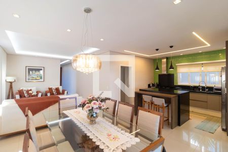 Sala de casa de condomínio à venda com 3 quartos, 268m² em Swiss Park, Campinas