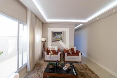 Sala de casa de condomínio à venda com 3 quartos, 268m² em Swiss Park, Campinas