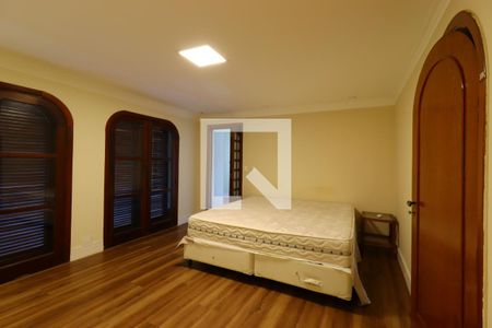 Suíte 1 de casa à venda com 4 quartos, 500m² em Vila Assunção, Santo André