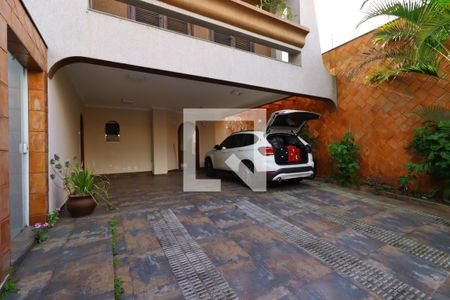 Garagem de casa à venda com 4 quartos, 500m² em Vila Assunção, Santo André