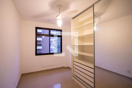Quarto 1 de apartamento à venda com 2 quartos, 80m² em Icaraí, Niterói
