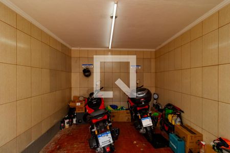 Garagem de casa à venda com 4 quartos, 185m² em Vila Isolina Mazzei, São Paulo