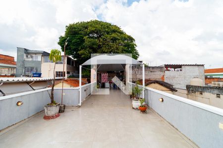 Área externa e serviço de casa à venda com 4 quartos, 185m² em Vila Isolina Mazzei, São Paulo
