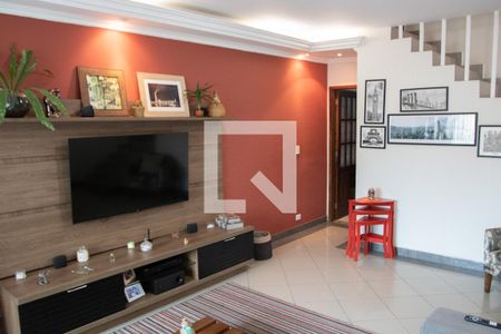 Sala  de casa à venda com 3 quartos, 143m² em Jardim Sonia, São Paulo