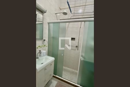 Banheiro de apartamento à venda com 1 quarto, 36m² em Copacabana, Rio de Janeiro