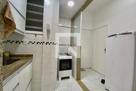 Cozinha de apartamento à venda com 1 quarto, 36m² em Copacabana, Rio de Janeiro
