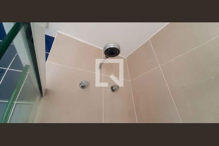 Banheiro de apartamento para alugar com 1 quarto, 41m² em Continental, Osasco
