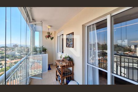 Varanda de apartamento à venda com 2 quartos, 77m² em Vila Ipojuca, São Paulo