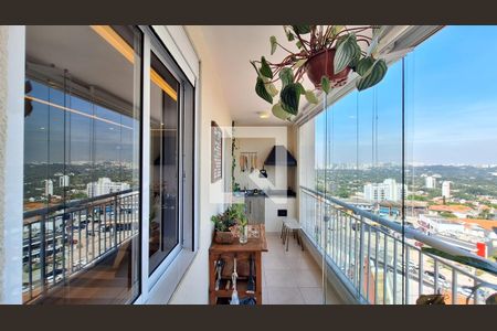 Varanda de apartamento à venda com 2 quartos, 77m² em Vila Ipojuca, São Paulo