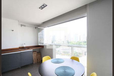 Varanda  de kitnet/studio à venda com 1 quarto, 50m² em Vila Andrade, São Paulo