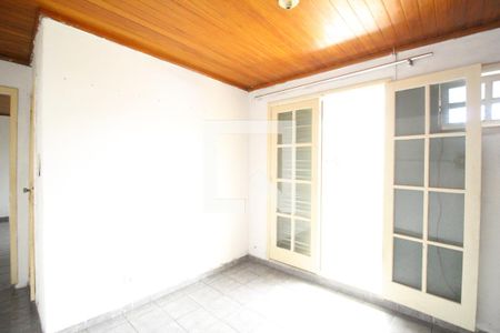 Sala de casa para alugar com 1 quarto, 50m² em Curicica, Rio de Janeiro