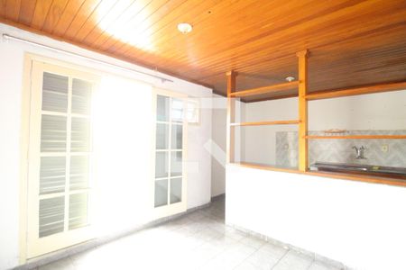 Sala de casa para alugar com 1 quarto, 50m² em Curicica, Rio de Janeiro