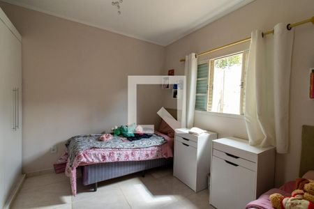 Quarto 2 de casa à venda com 3 quartos, 170m² em Loteamento Alphaville Campinas, Campinas